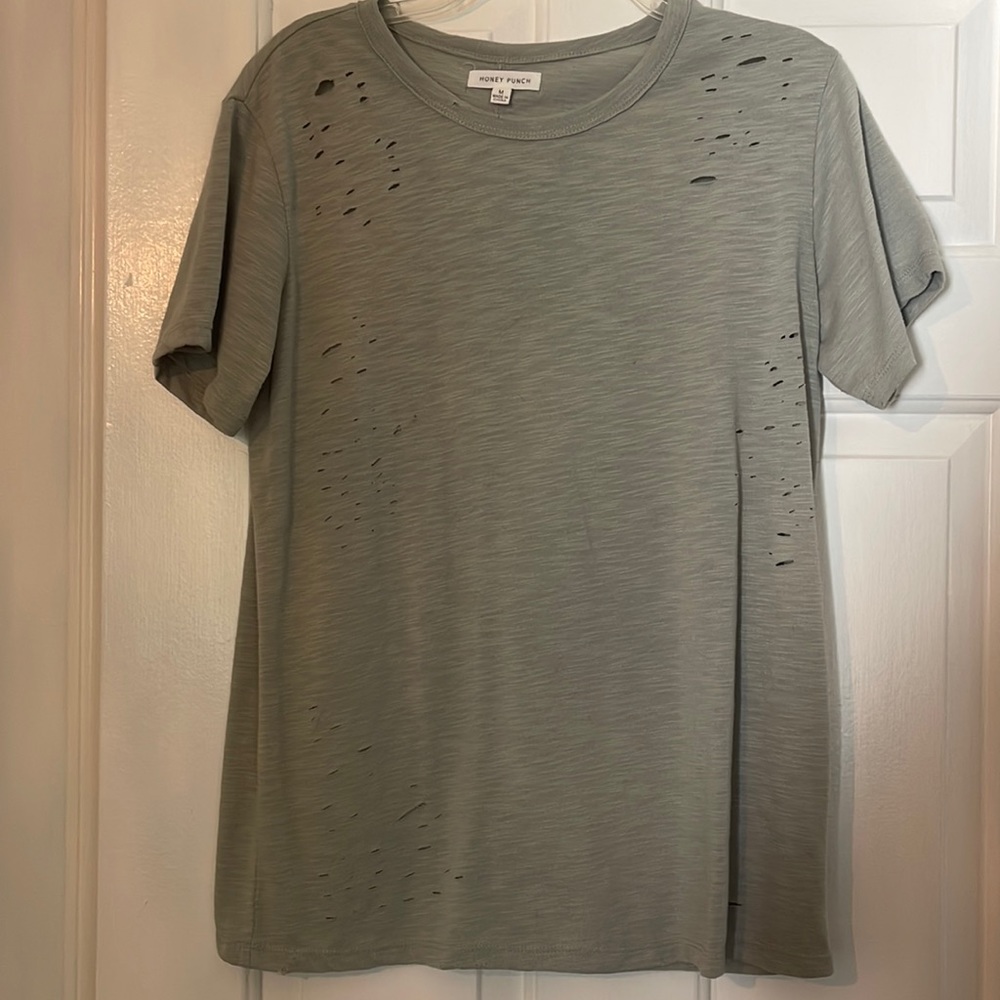 Ripped classic tee